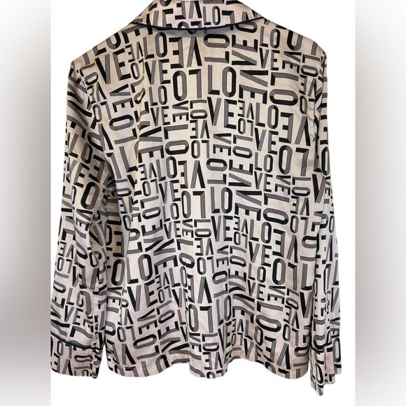 Victoria’s Secret VS Love Logo Satin Long Sleeve Button Up Sleep Top Small - Picture 2 of 7